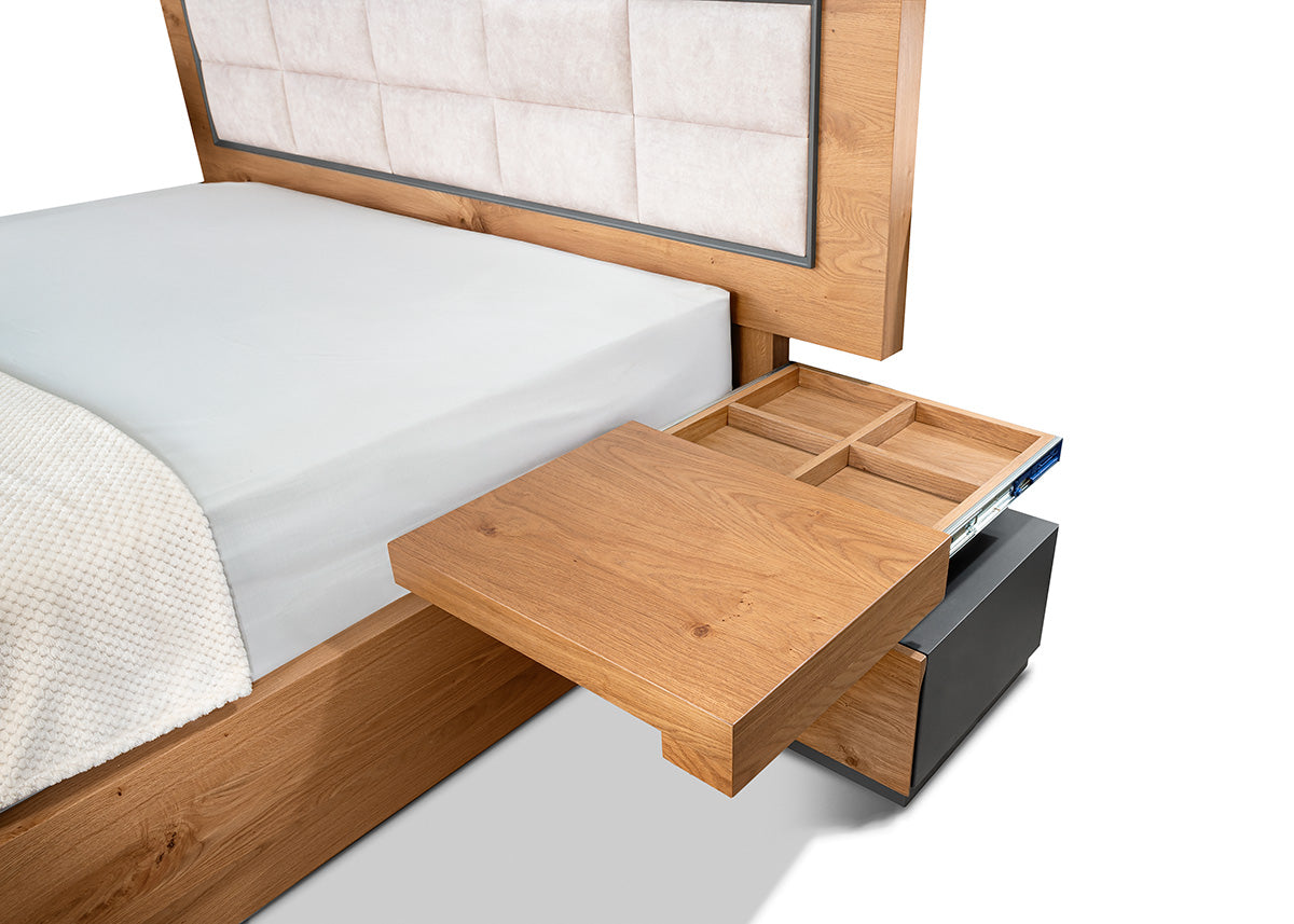 Rebbeca Wooden Bedroom