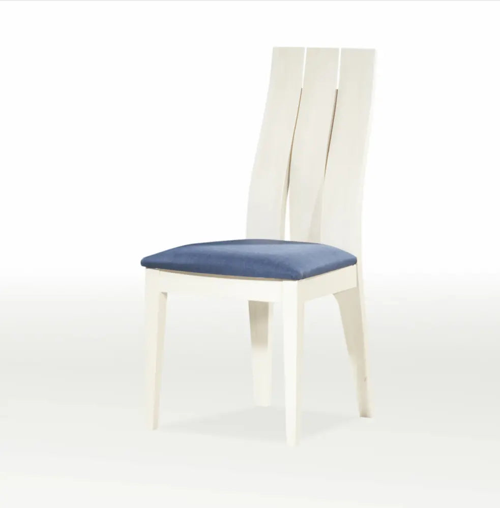 WOODEN CHAIR K15
