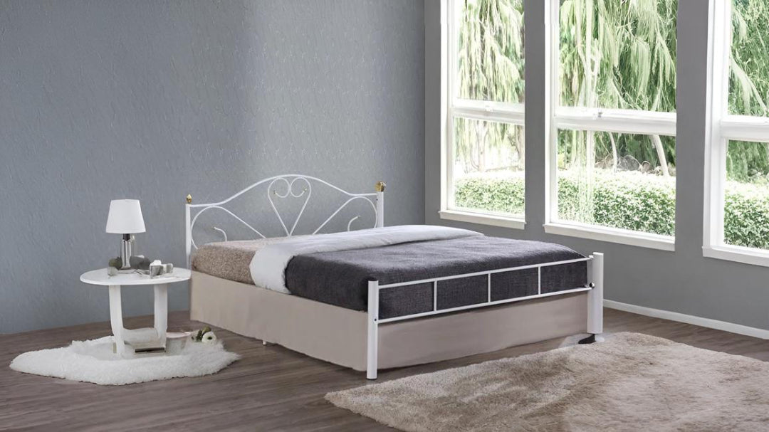 Amore Metal Bed